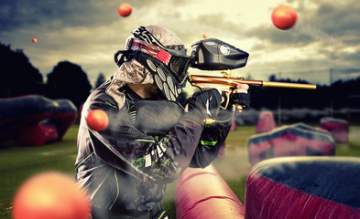 Jouer avec plein de couleurs en réservant une partie de paintball à Casteljaloux